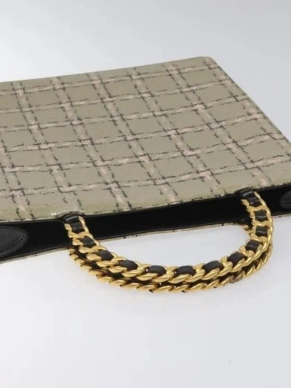 CHANEL Choco Bar Chain Hand Bag Enamel Leather Beige CC Auth bs23554V